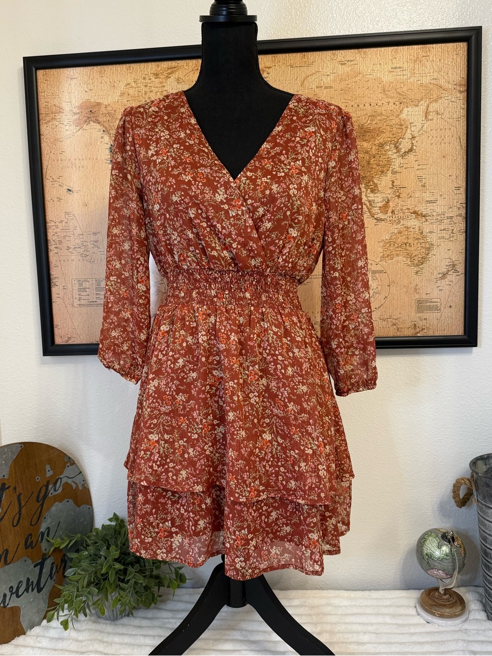 Mimi Chica floral dress size medium